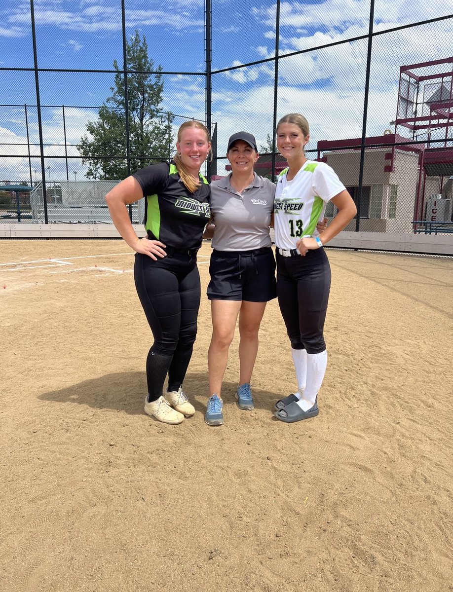 Riley O'Connell tweet media