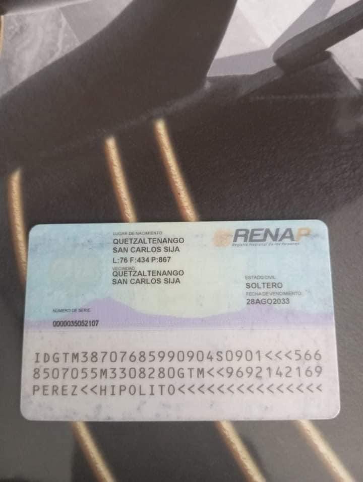 LaSuperAnita_86's tweet photo. Comparto. Si pueden dar RT 🙏🏼. A la persona que publicó esto, le robaron el carro. Lo estaba vendiendo. El deposito que hicieron era falso. Ahí está el DPI del tipo. Ya puso denuncia (y resulta que no es la primera vez que el sr se roba un carro). @PNCdeGuatemala @FJimenezmingob https://t.co/Q0ls4r0yeM