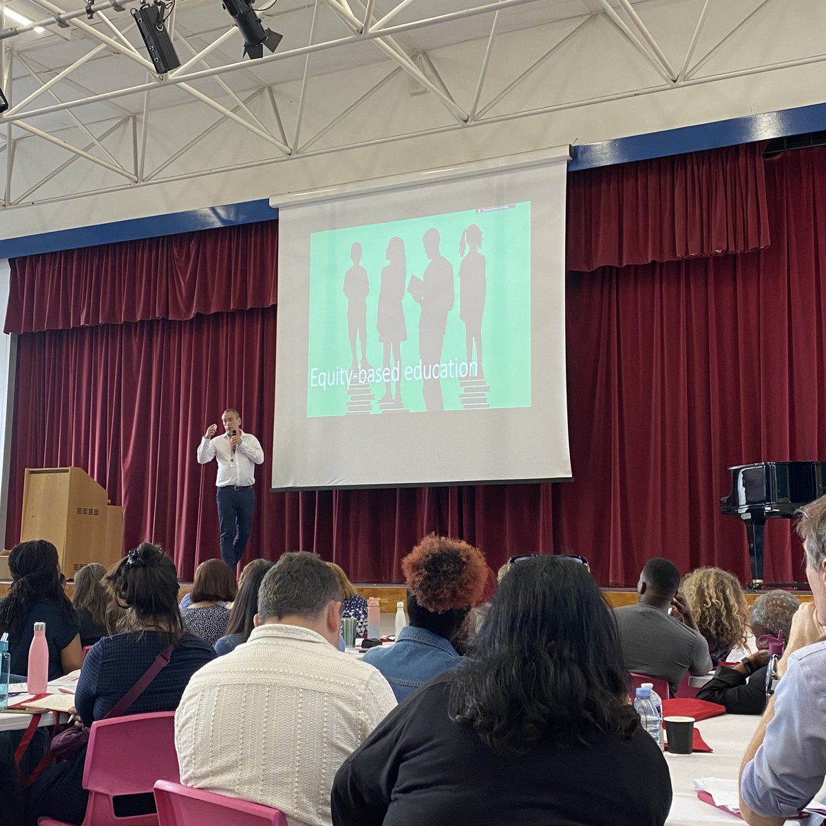 Lyndhurst Primary School (@lyndhurstse5) on Twitter photo Two brilliant keynote speeches to start the day. Firstly from <a href="/carlenefirmin/">Prof. Carlene Firmin</a> on Contextual Safeguarding. Followed by <a href="/Lem_Exeter/">Lee Elliot Major</a> on Equity in Education! Two brilliant keynote speeches to start the day. Firstly from <a href="/carlenefirmin/">Prof. Carlene Firmin</a> on Contextual Safeguarding. Followed by <a href="/Lem_Exeter/">Lee Elliot Major</a> on Equity in Education!