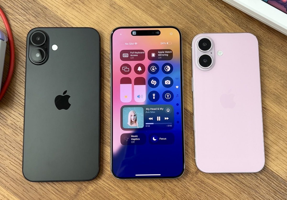 TechoMax's tweet image. iPhone 16 + iOS 18 + Apple Intelligence - Would Be The Greatest Combination Ever

Are you Excited?
#appleintelligence 
#iPhone16