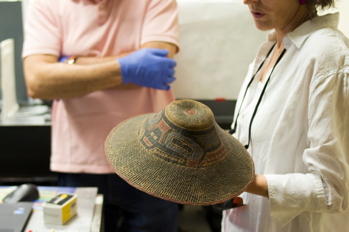 lanamap_iqf's tweet photo. Hace unos días parte del Dpto. de Conservación y Restauración del @MuseoDeAmerica visitó el #FIXLAB Laboratorio Láser de Ciencia del Patrimonio #lanamap del @iqf_csic. Este acceso se ha realizado en el marco de la convocatoria del Nodo español de @ErihsEu a sus servicios. https://t.co/u3kmjre7r3