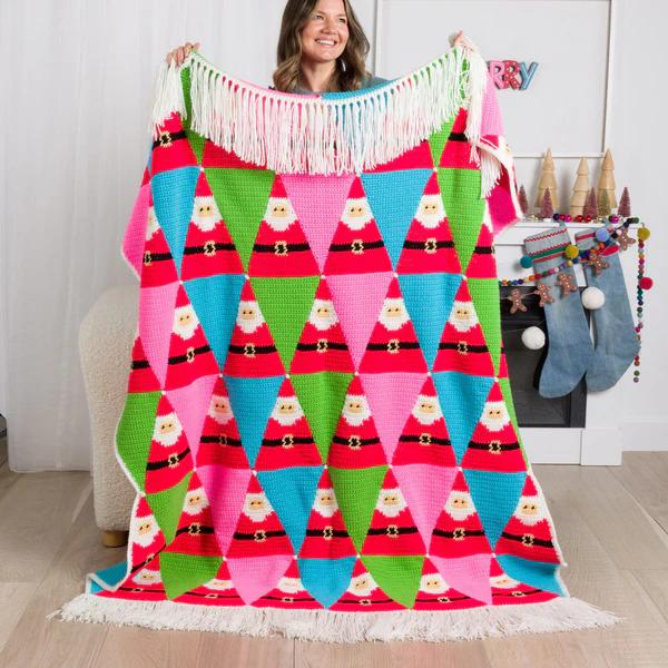 mooglyblog's tweet photo. It's officially "Christmas in July!" 🤩 Kick off the month by enjoying some delightful air conditioning and this gorgeous 🎁#freecrochetpattern download!🎁
https://t.co/VvFh0wVvo1 #yarnspo #rhss https://t.co/17qkkmc5SK