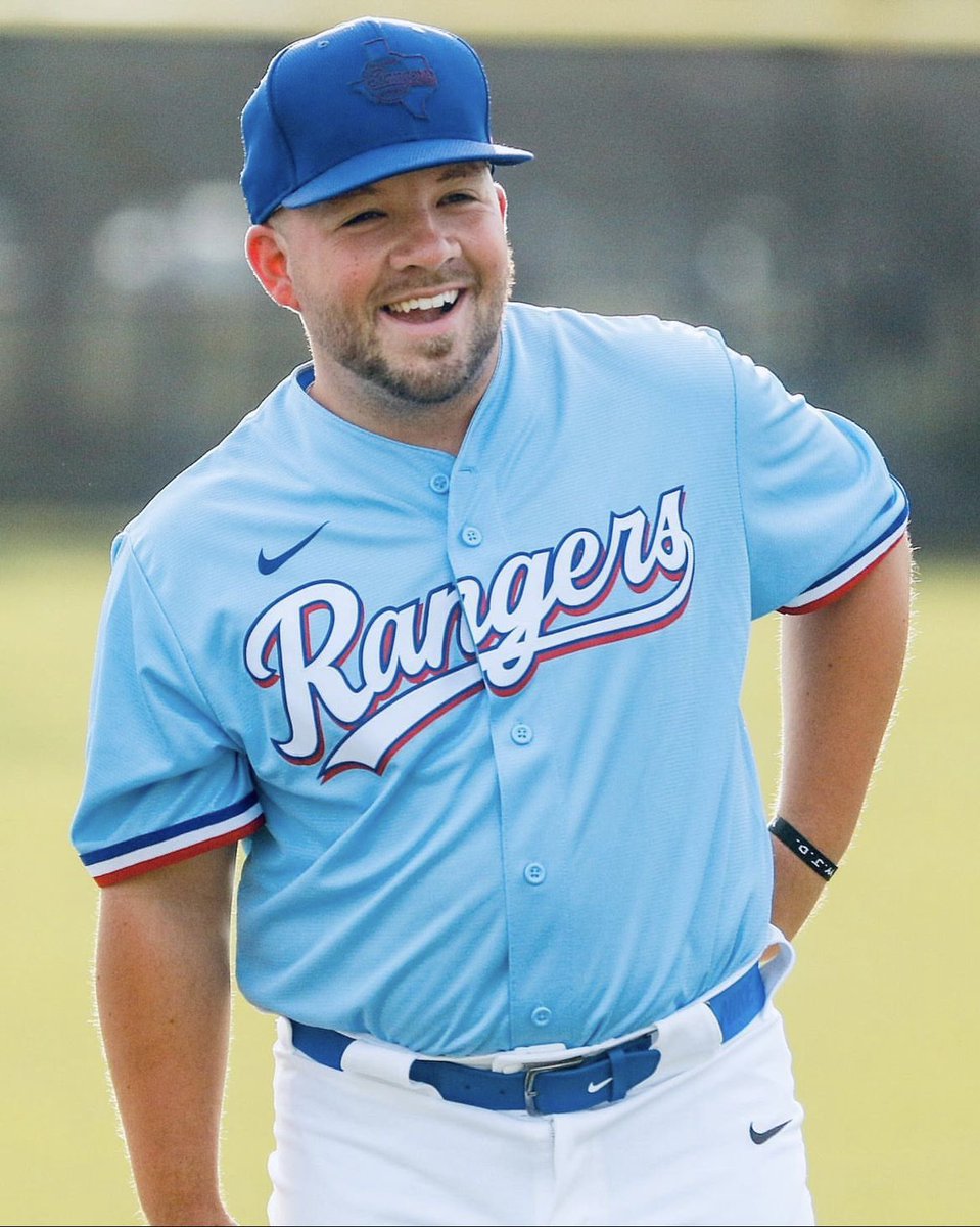 <a href="/_CoachJMartin/">Jimmy Martin</a> Happy Birthday to one of the best coaches in the planet. Many blessings to you Bro.