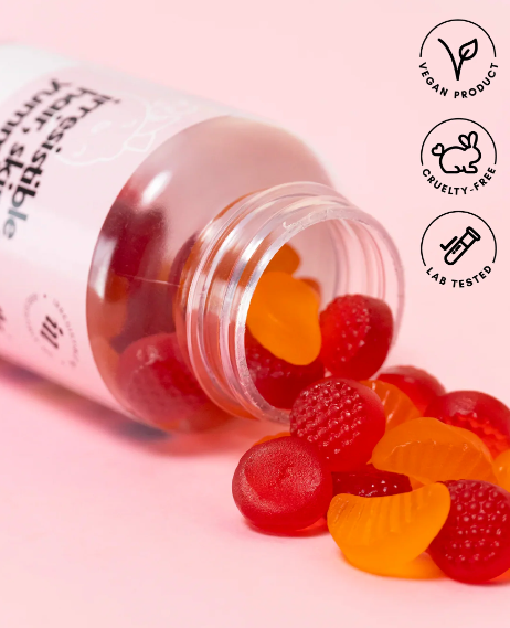 INTOUCH_RUGBY's tweet photo. For great hair skin & nails >>GUMMIES! https://t.co/OIRAxnvwH7 ... now live @ https://t.co/mfuNWdJEhw ! #irrisistibleme #hair #skinm #nails #supplements #ad #summer #health https://t.co/v0S2KgZLoi