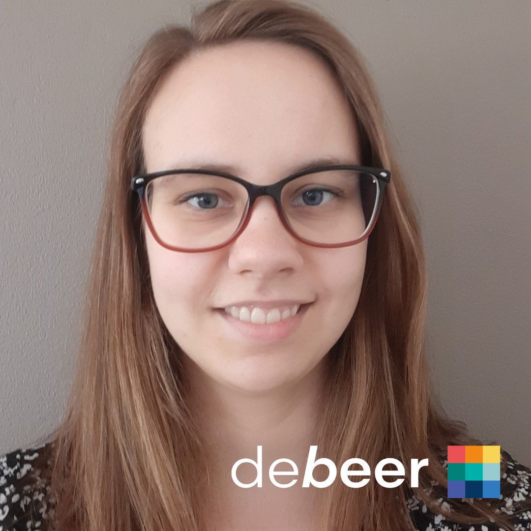 Vandaag vieren we een bijzonder jubileum: Esmé is nu 5 jaar werkzaam bij De Beer! 

Wij zijn enorm trots op de inzet en het harde werk van Esmé. Hartelijk dank voor je toewijding en van harte gefeliciteerd met deze mijlpaal! 🥂🎉

#DeBeer #jubileum #5jaarindienst