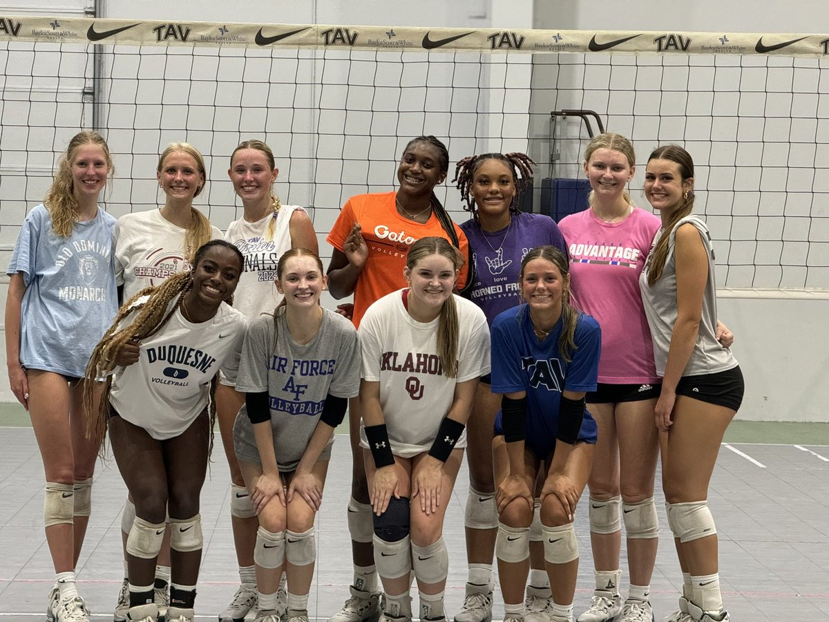 Last team practice before Nattys! 🏐🤫#TAV17BlackHaroun #GJNC17Open