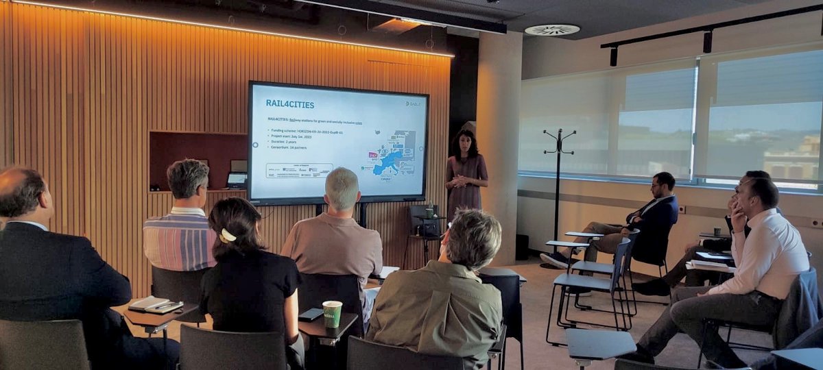 🚉🌍 Alice Lunardon from <a href="/BABLE/">Bable</a> represented Europe's Rail in the RAIL4CITIES project at an Eco-Innovation meeting in Barcelona on June 26th. They discussed sustainable station design with citizen participation. 🌱🗣️

urlz.fr/r5AR
 #SustainableTransport