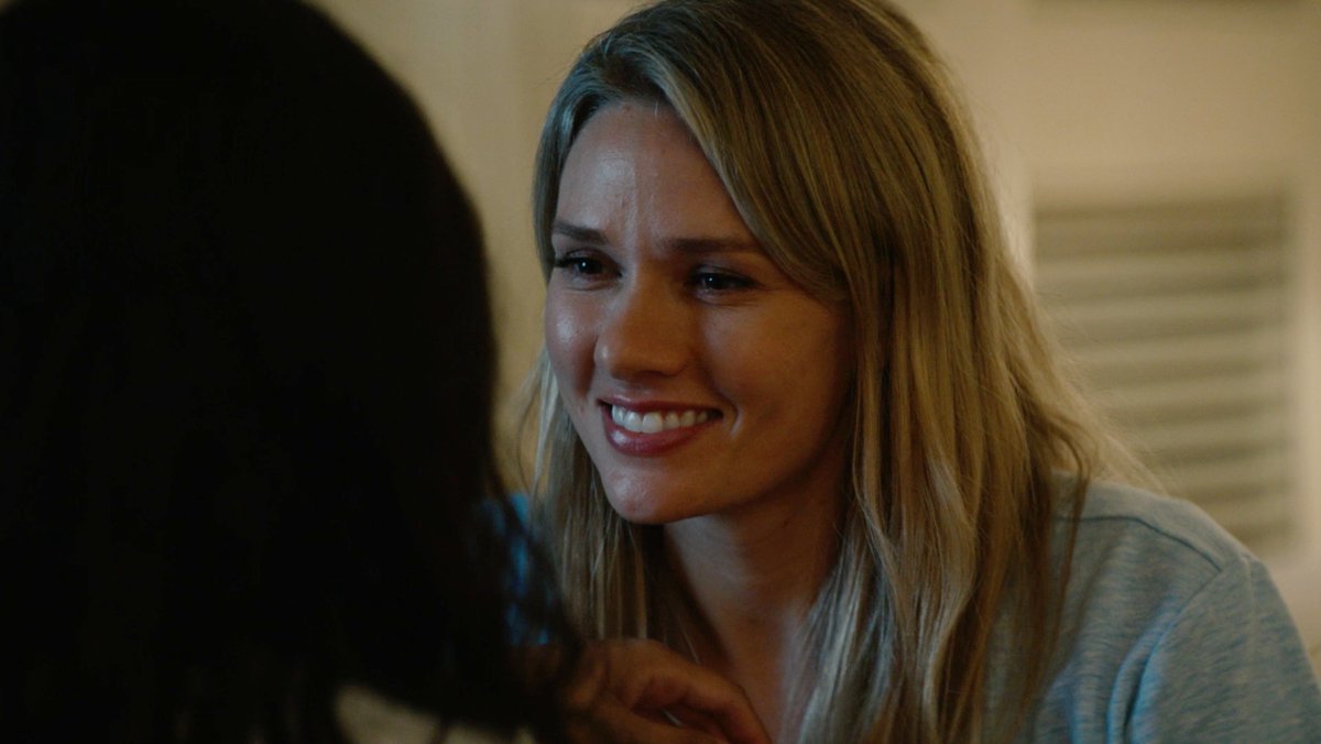 septentrionaIis's tweet image. Lucy and Kate ❤️ #SpillTheTea #SaveNCISHawaii