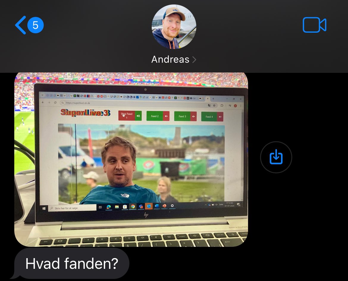 Thomas Loft (@thomasloftdr) on Twitter photo Det er vigtigt at overraske hinanden i et langvarigt forhold. Mig i tv-studiet var nok for meget af det gode for <a href="/KraulDR/">Andreas Kraul</a>
Til gengæld har Kraul alt for mange åbne faner i Chrome Det er vigtigt at overraske hinanden i et langvarigt forhold. Mig i tv-studiet var nok for meget af det gode for <a href="/KraulDR/">Andreas Kraul</a>
Til gengæld har Kraul alt for mange åbne faner i Chrome