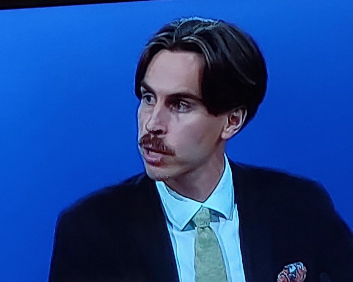Miten te toimisitte? Ei vastausta. Niinpä.