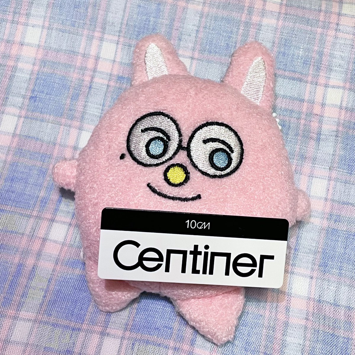 𝟏𝟎𝐂𝐌 𝟏𝐬𝐭 𝐅𝐚𝐧 𝐂𝐨𝐧𝐜𝐞𝐫𝐭 : 𝟷𝟶𝙲𝙼 𝚈𝙾𝚄 

십센치의 첫 팬콘 기념ʺ̤
첫 나눔을 해보려 합니다ʚ♥⃛ɞ

ო̤̮ 날짜 : 7월 6일 (토)
ო̤̮ 수량 : 20개
ო̤̮ 인증 : RT + 팔로우
ო̤̮ 장소 및 시간 : 당일 공지

#10CM #권정열 #십센치