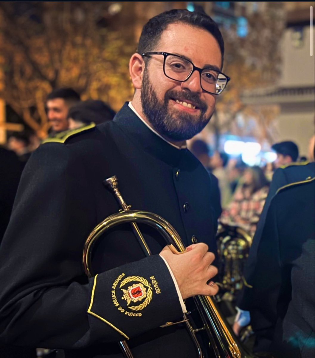 ¡Estamos de Enhorabuena!

Nuestro <a href="/sergyroman/">Sergy Roman Vazquez</a> ha finalizado sus estudios en el Conservatorio Superior de Música de Málaga en la especialidad de composición.

Nos sentimos orgullosos de tu gran trabajo y esfuerzo incansable, te lo mereces

¡Enhorabuena Sergy!

🖤💛✨