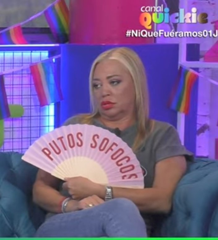 gigisonofelice's tweet photo. El abanico de la patrona  🤣 🤣🤣🤣 #Niquefuéramos01J #NiQueFuéramos1JL https://t.co/Zes3P1lxmY