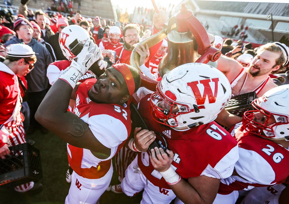TysonWindham's tweet photo. #AGTG I am blessed to receive my first offer from @WabashFB @CoachOlmy @IC_PioneersFB #ICboyz https://t.co/t0AJkq7Etc