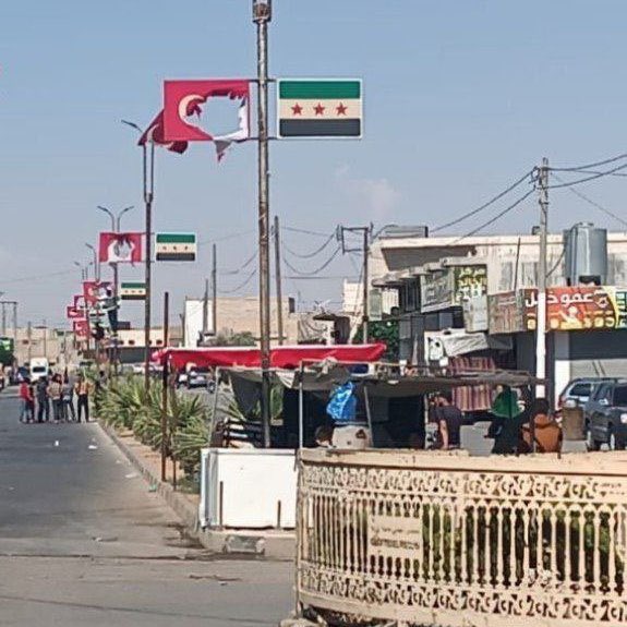 incicaps's tweet photo. Hepimiz kardeş değiliz! https://t.co/2Ka9khmzyT