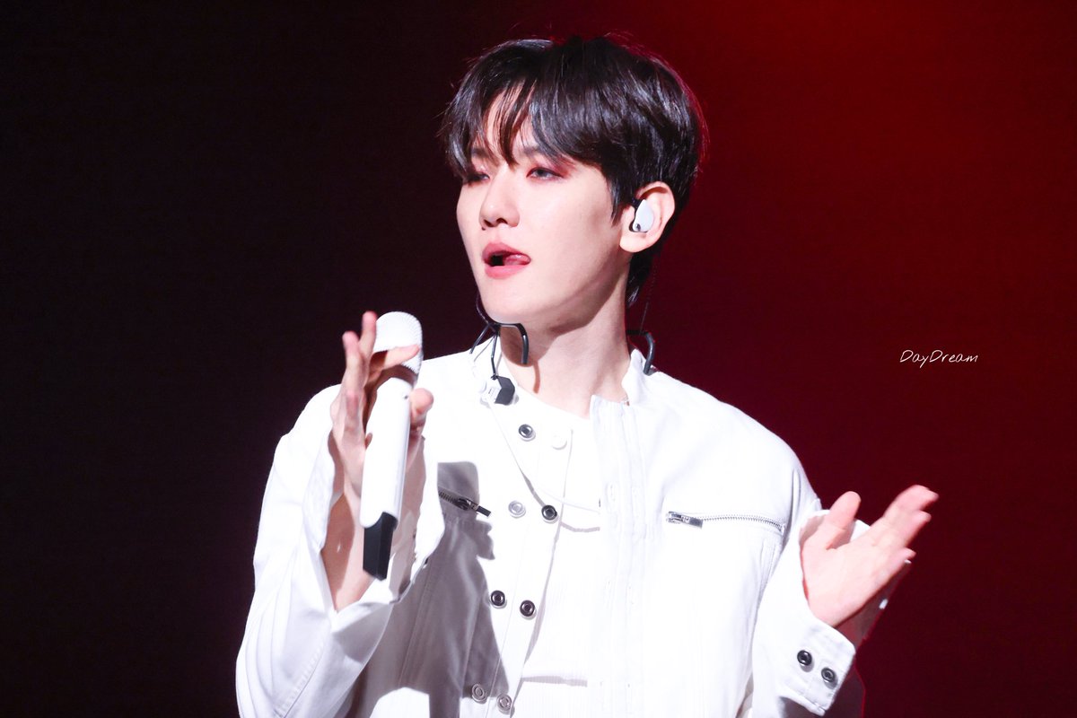 🍒
#BAEKHYUN
#백현 #변백현 #边伯贤