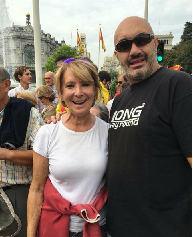 Hoy ha sido absuelto el ultraderechista Miguel Ángel Frontera. Fiscalía pedía 3 años de prisión para él. Acosó durante meses a Irene Montero y Pablo Iglesias en su vivienda con el apoyo de OkDiario de Eduardo Inda y Estado de Alarma de Javier Negre. La "justicia" en España.