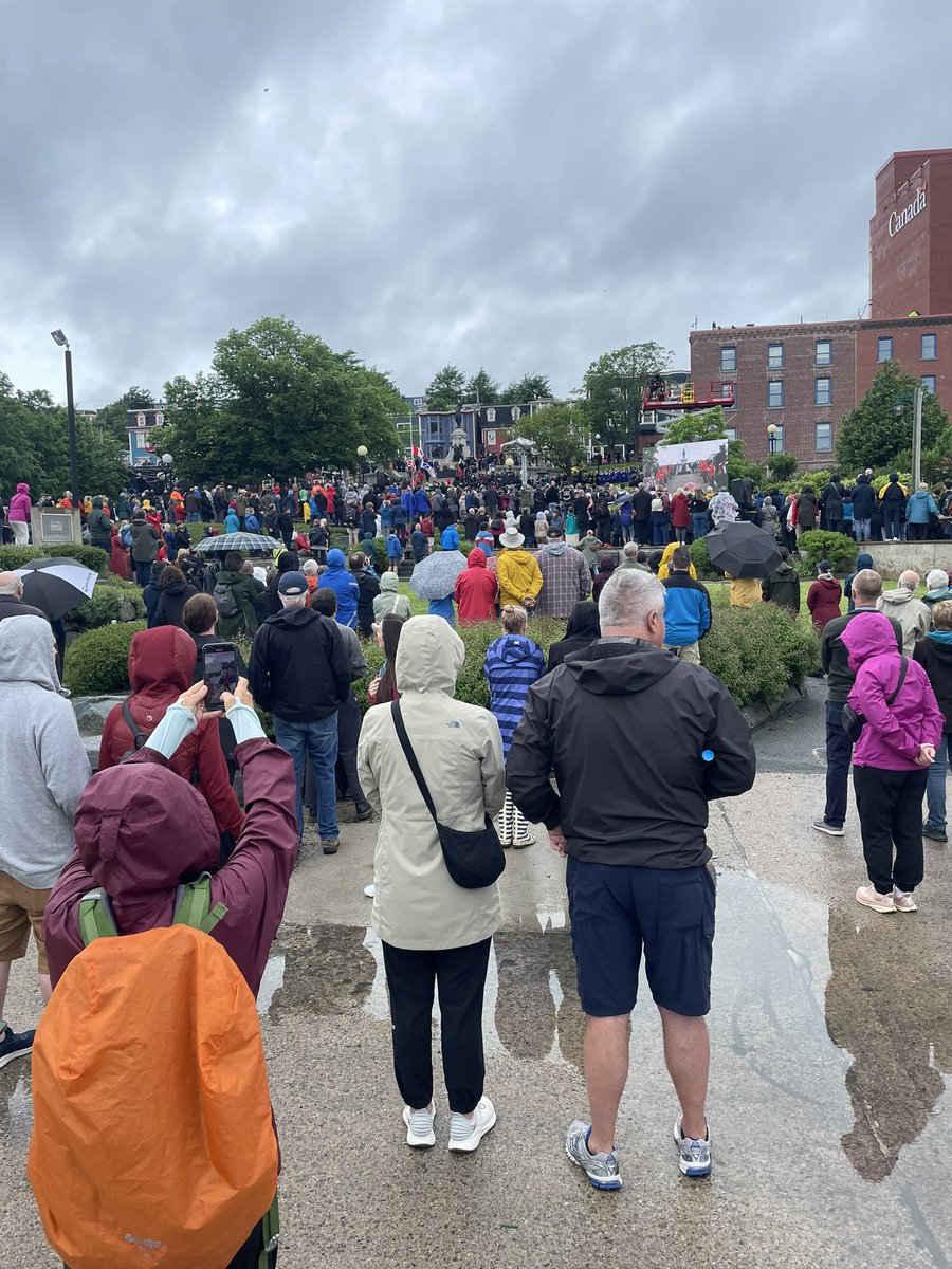 donny__hockey's tweet image. “Where once they stood, we now stand.” #beaumonthamel #tomboftheunknownsoldier #GodGuardTheeNewfoundland