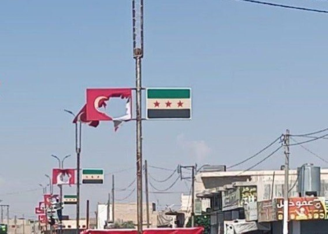 100 yıl geçse de ihanetin şekli değişmedi…

Irkçı değilim.

Ülkemde mülteci istemiyorum .

 #suriyeliler
#Afrin