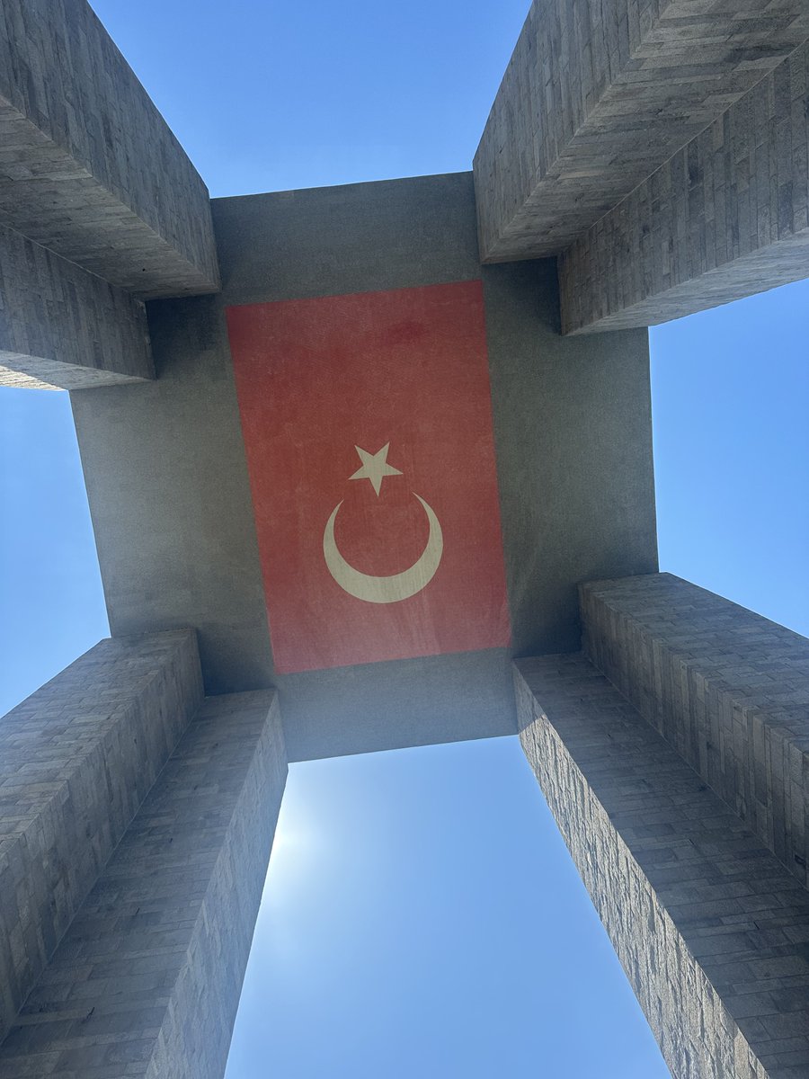 Gereğinden fazla merhamet,
vatana ihanettir.
Mustafa Kemal Atatürk