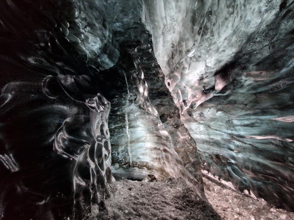 TrollExpedition's tweet photo. Ice Cave - REOPEN 💎

Especially for you, we have opened one of the most beautiful ice caves in Iceland - Crystal Blue Ice Cave 🧊 

Only now you can see it with a -10% discount! 🔔

Don’t miss this opportunity - book your place today!

https://t.co/rhKkset4P5 🧌

#troll #iceland https://t.co/TKnBdqNL0v