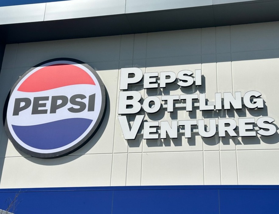 capital_sign_nc's tweet image. We're thrilled to have had the opportunity to provide exterior signage for Pepsi Bottle Ventures 💯 @pepsi located in Longs, SC 📍 

#Pepsi #PepsiBottlingVentures #BusinessSignage #BusinessSign #ExteriorSign #ChannelLetters #RaceWay #Logo #Branding #BusinessLogo
