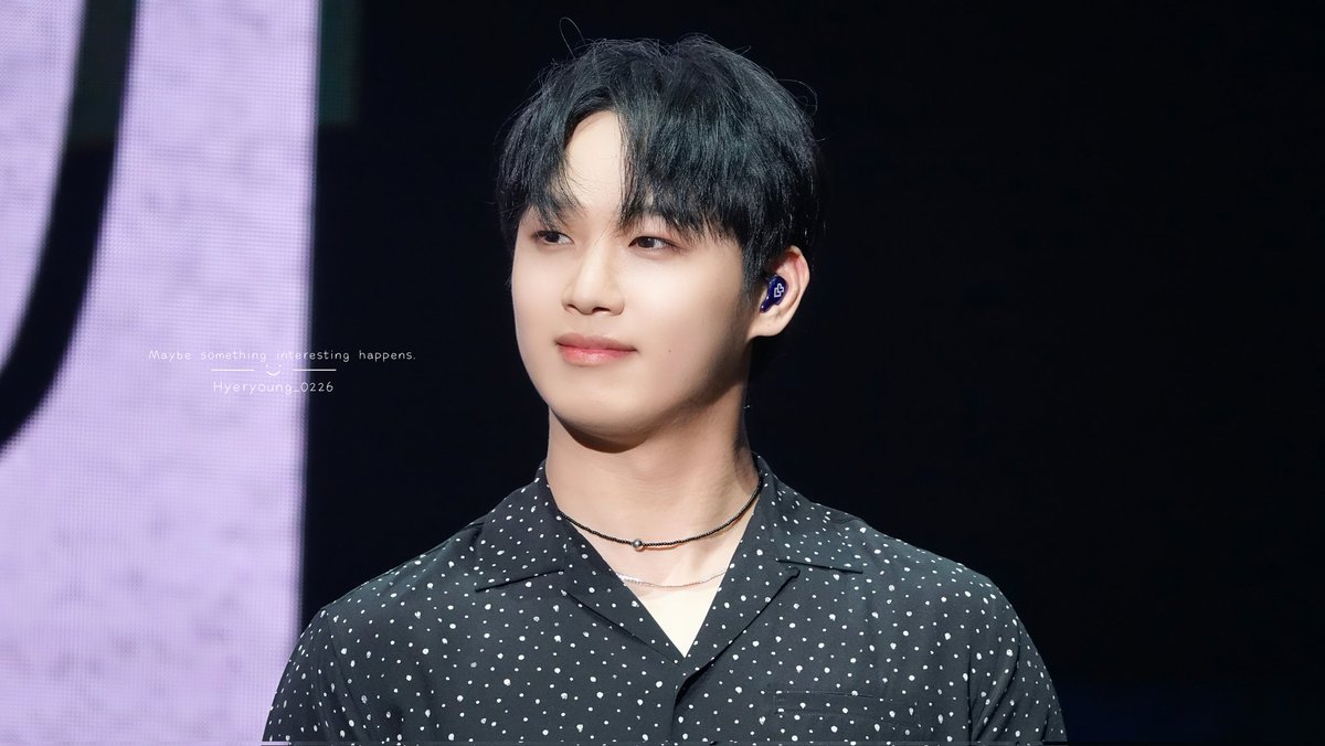 240628 비투비 대만팬콘 
잘생겼다 🐯

#BTOB_OurDream_TAIPEI
#임현식 #LIMHYUNSIK #비투비 #예지앞사 
<a href="/BTOB_IMHYUNSIK/">임현식</a>