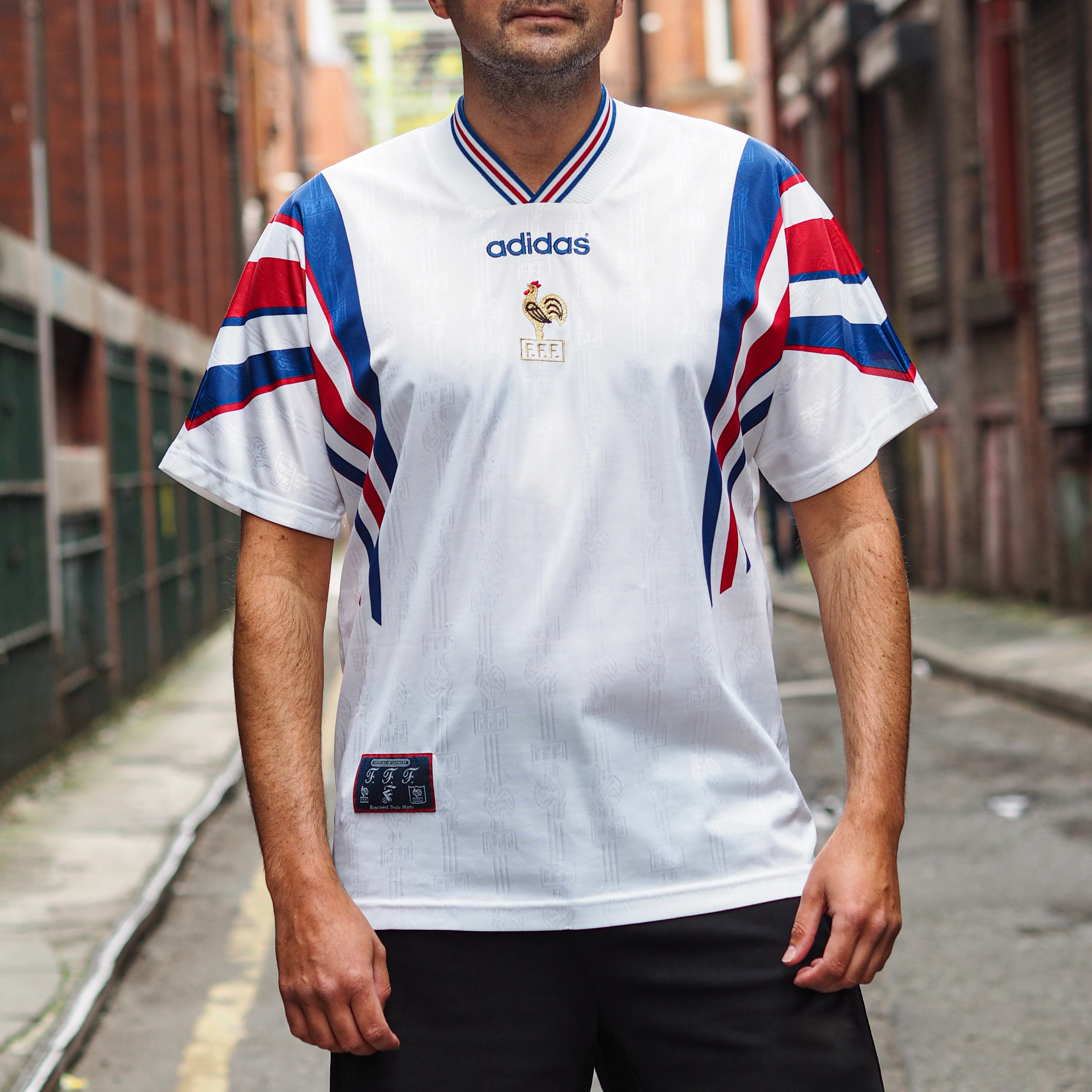 【超希少・正規品】フランス代表 1996年EURO96アウェイ L adidas adidas フランス代表 EURO96 モデル アウェイ ユニフォーム L