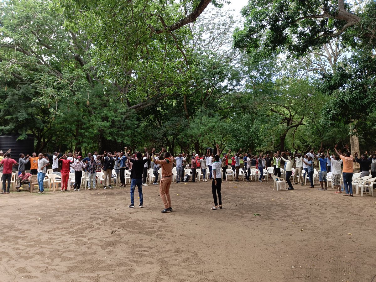 KirituEdwin's tweet image. The platform provided a safe space for over 140 men of different ages to have a Conversation of maters mental health. 
Thank you all for trusting in us. 
We are committed to continue with this journey across Kilifi county.
#mentalhealthmatters #mental #MENTALK  #KilifiMENTALK