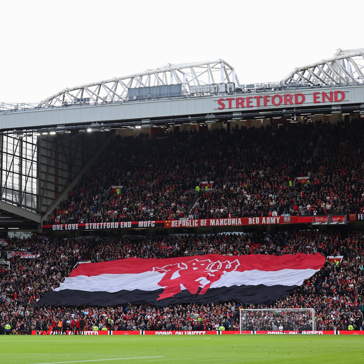 ManUtd's tweet photo. 🔴 Manchester United and Newcastle issue the following statement.

#MUFC