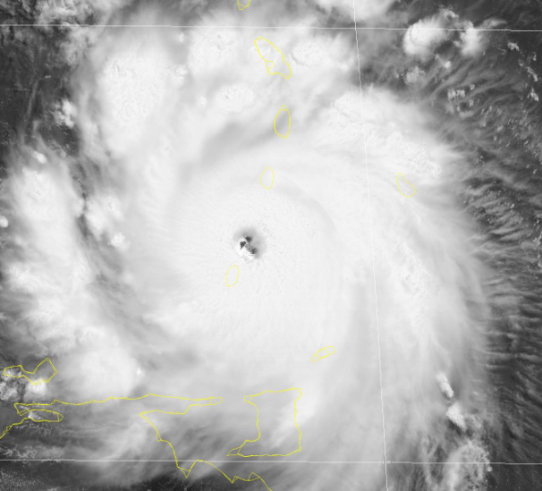 WMO's tweet photo. Record-breaking Hurricane #Beryl  has made landfall on Carriacou Island (Grenada) at category 4 strength. Catastrophic winds and life-threatening storm surge will hit Caribbean islands in its path, says @NHC_Atlantic 
https://t.co/nr1pQlRTJx https://t.co/XfmtnOOBTZ