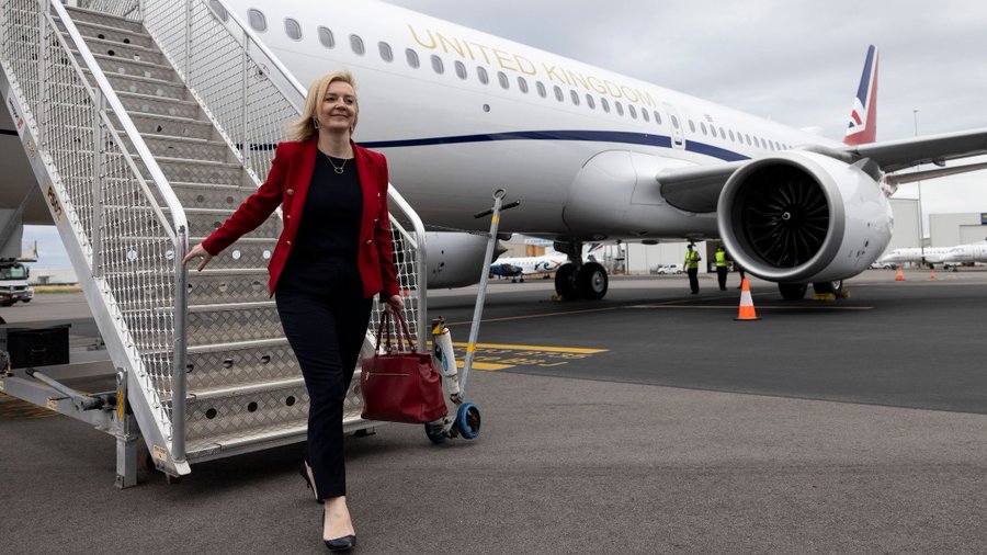 In just 20 trips as Foreign Secretary Liz Truss used £1.8m, £90,000 per trip.      

Because she used this 350 seater jet as her ‘private plane’.      

Like if the she needs to pay it back.   
RT if the lettuce needs to be kicked out of Westminster.