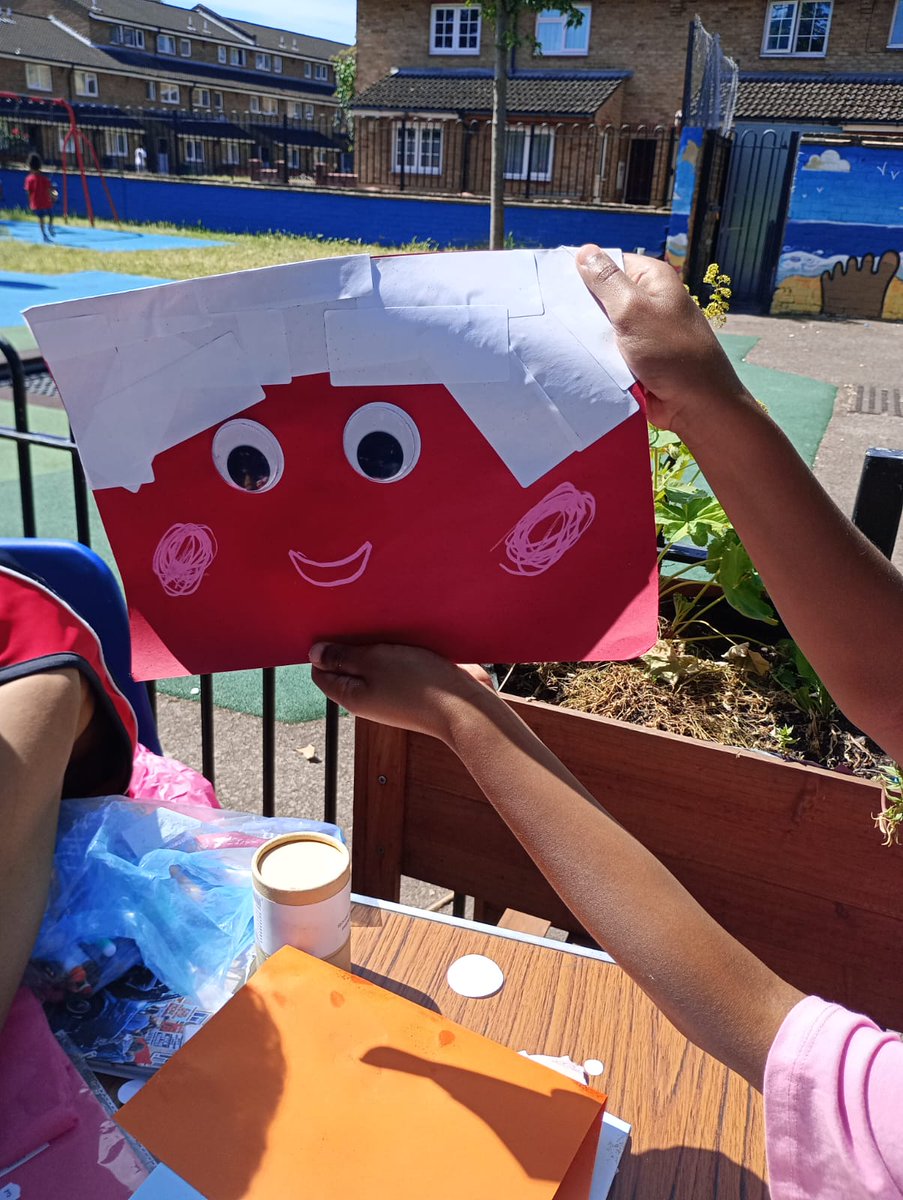 HousingActionSL's tweet photo. 🤩HASL kids were busy at our meeting on Saturday making these wonderful creatures! We had another huge meeting with over 150 people attending to help each other with housing rights + moral support. We had lots of victories to celebrate as well which will be in our newsletter soon https://t.co/oipjwkaAhV