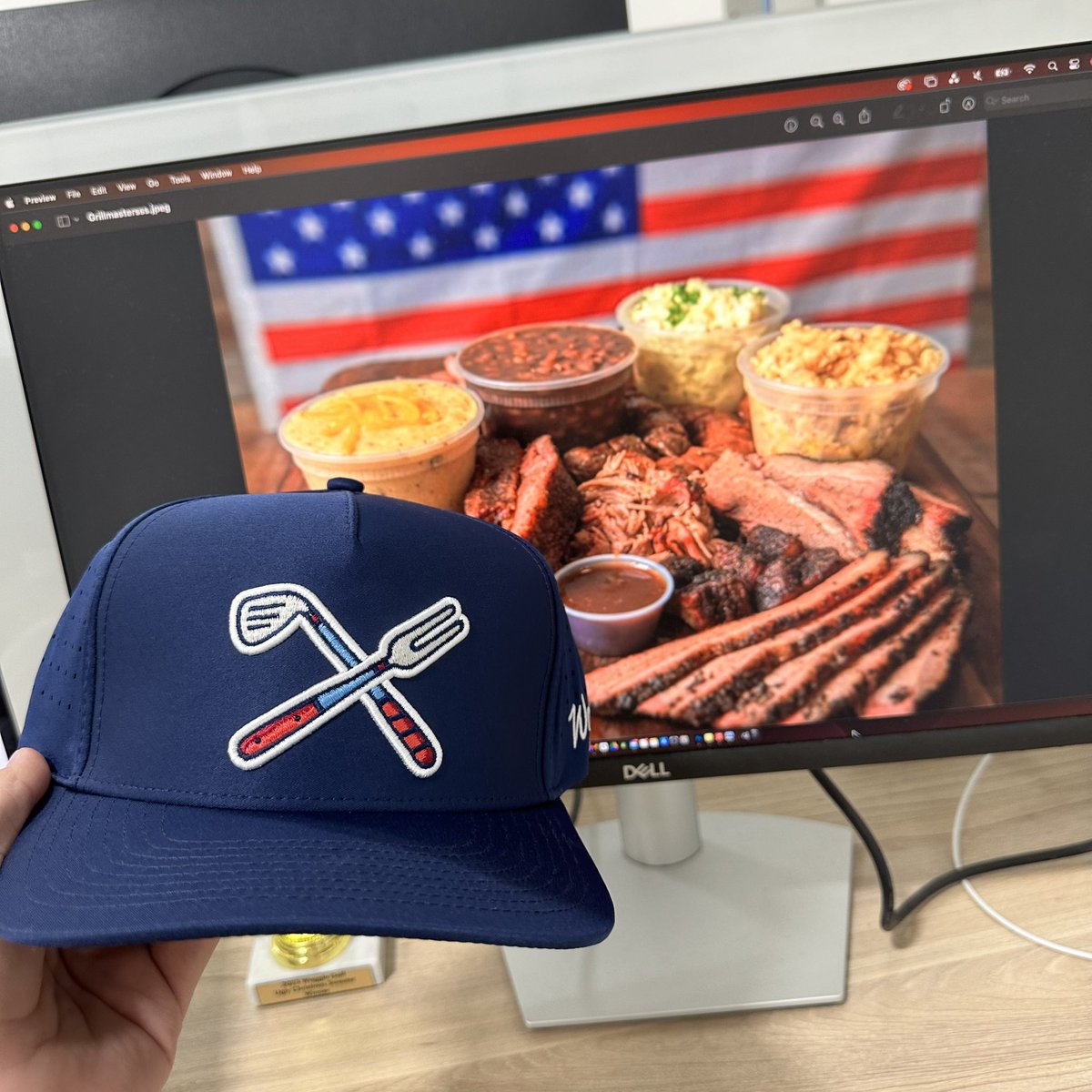 Waggle (@getyourwaggleon) on Twitter photo We’re giving away this Grill Master hat to someone random that retweets this post. Winner will be chosen before any burgers and brats hit the grill on the 4th #getyourwaggleon We’re giving away this Grill Master hat to someone random that retweets this post. Winner will be chosen before any burgers and brats hit the grill on the 4th #getyourwaggleon