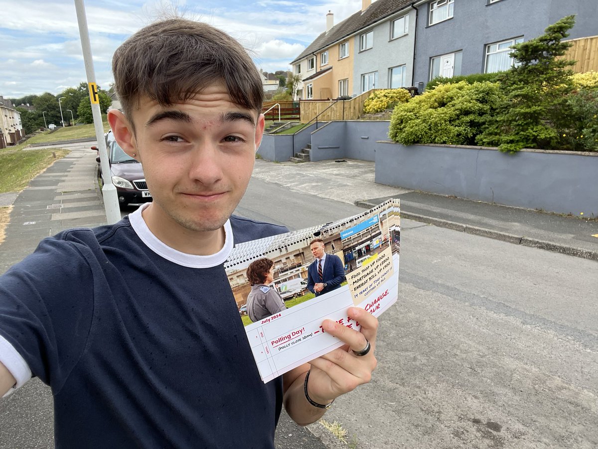 Charlie :) tweet media