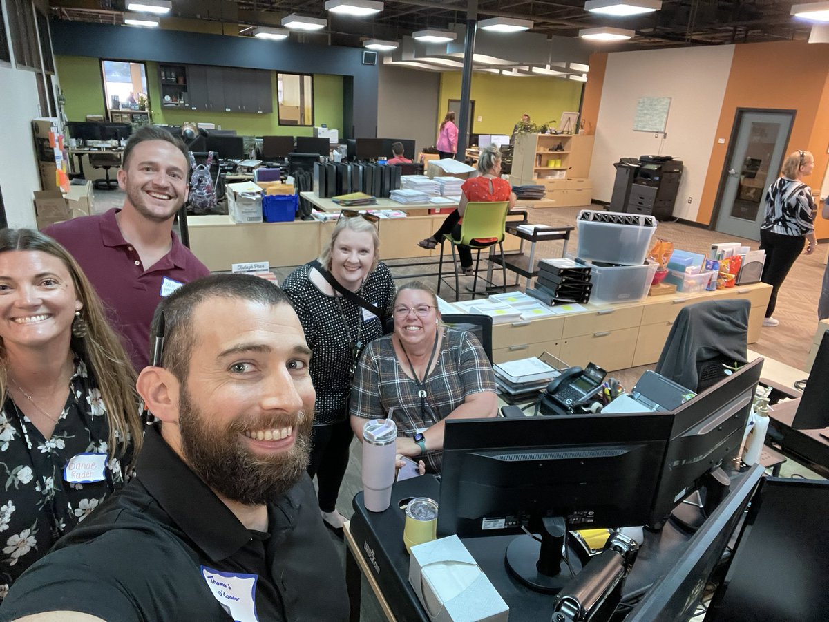 oconnorthomas27's tweet photo. #spsleads #darwinsleaders #clue3 https://t.co/EZCdZUH0ax