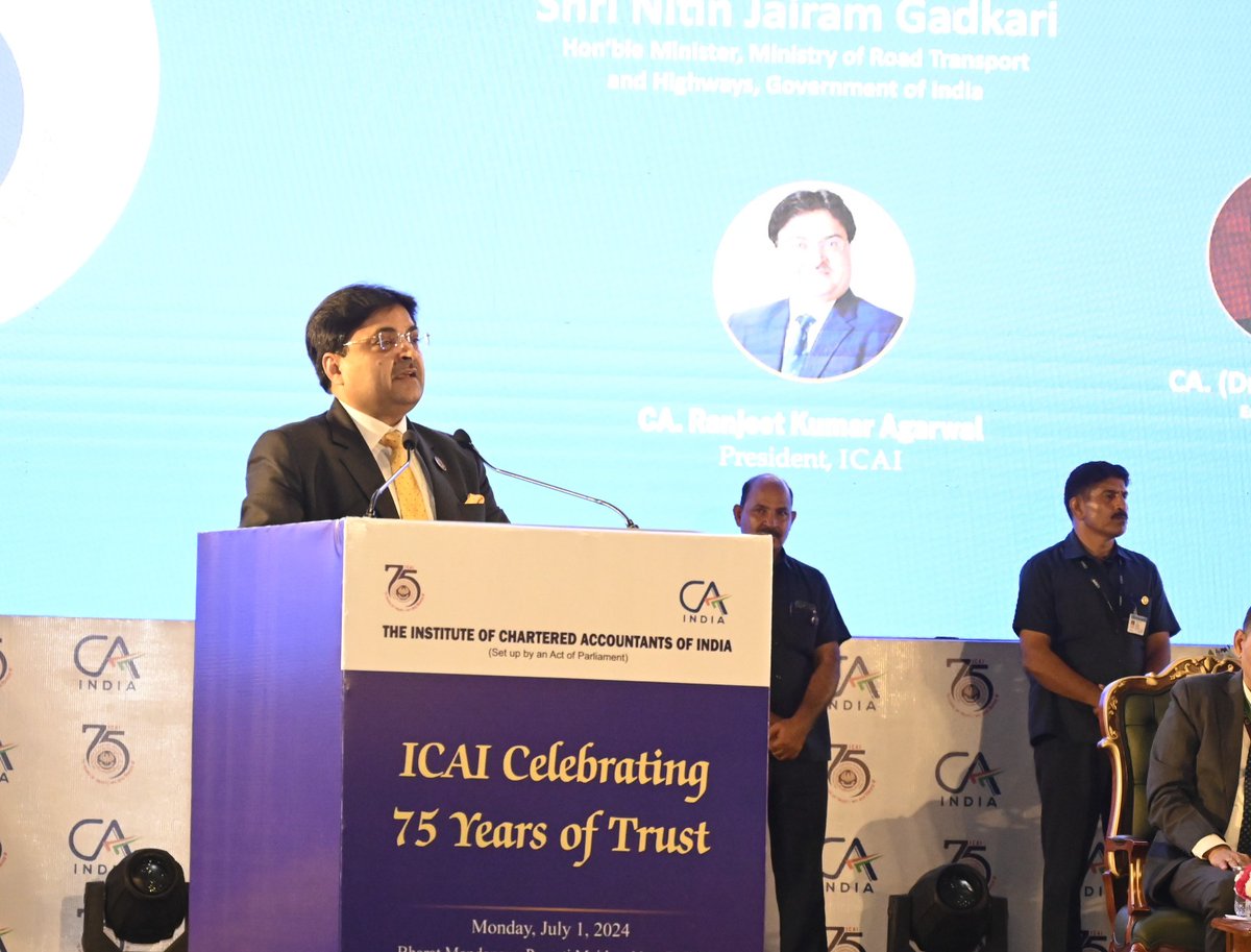 theicai's tweet photo. On the occasion of celebrations of #75yearsofTrust by ICAI at Bharat Mandapam, Delhi CA. Ranjeet Kumar Agarwal, President, ICAI highlighted that out of 4 Lakh Members, every third is female &amp; currently out of 9 Lakh students, 43% females pursuing Chartered Accountancy 

#ICAIat75 https://t.co/NZ4D65lomC