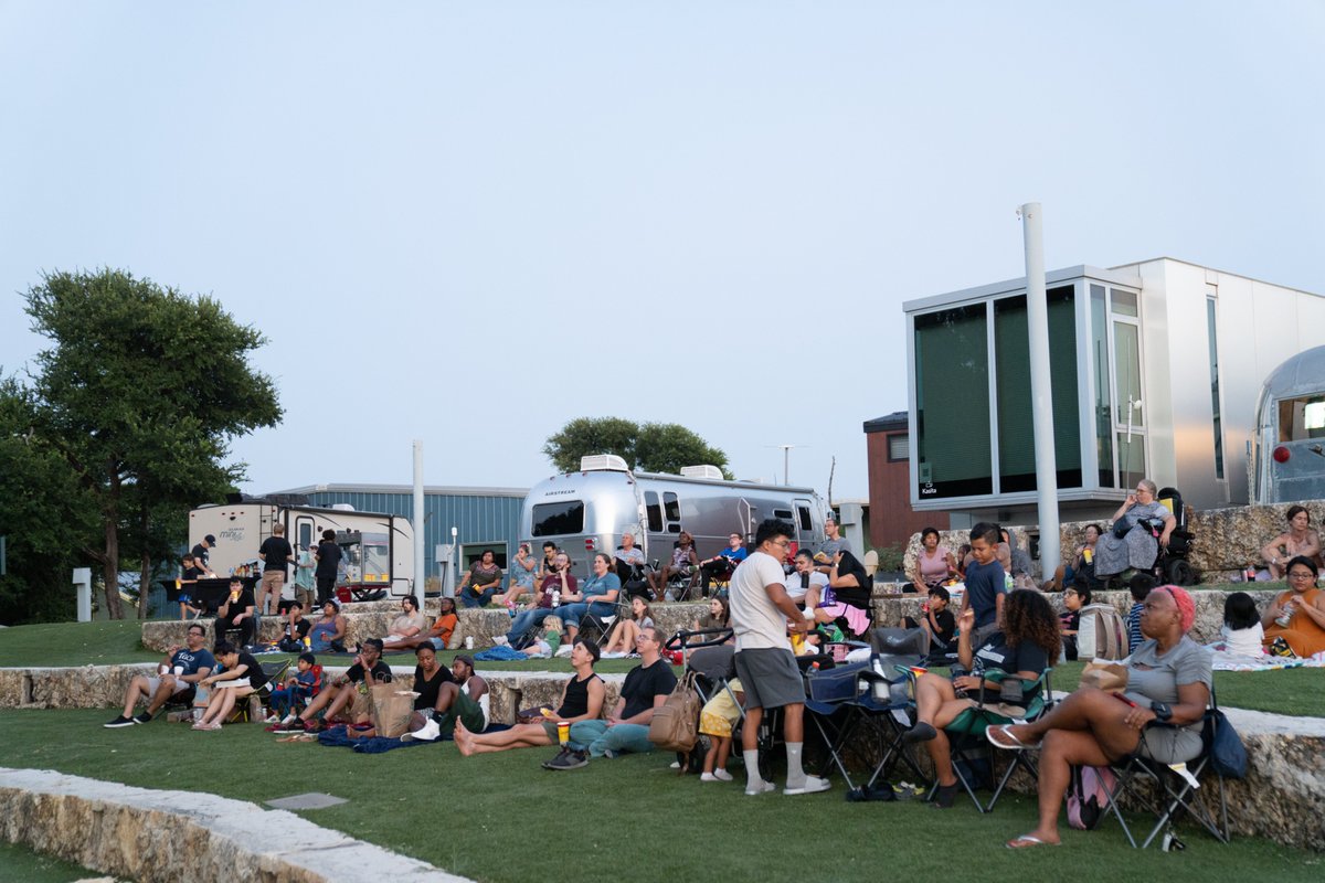mobileloaves's tweet photo. Summer is a perfect time to check out our Community Cinema at the Village. Join us for a family-friendly movie night, and if you come a little early, join us for a tour of the Village! Tickets are FREE with the option to purchase a private pod. https://t.co/YdPbLuxp3T https://t.co/SVmgRUC8bi