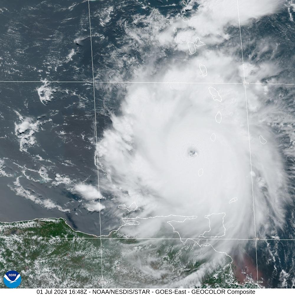 100 PM AST Jul 1 Position Update: Catastrophic winds and life-threatening storm surge continue in the southern Windward Islands. This is the last hourly Tropical Cyclone Update on #Beryl The next intermediate advisory will be at 200PM AST. For the latest visit