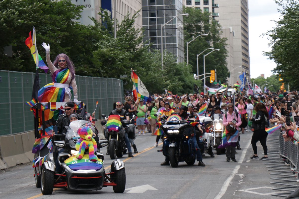 ArrushChopra's tweet image. Pride Parade 2024 - Toronto, Canada 🏳️‍🌈

#Pride2024 #TorontoPride