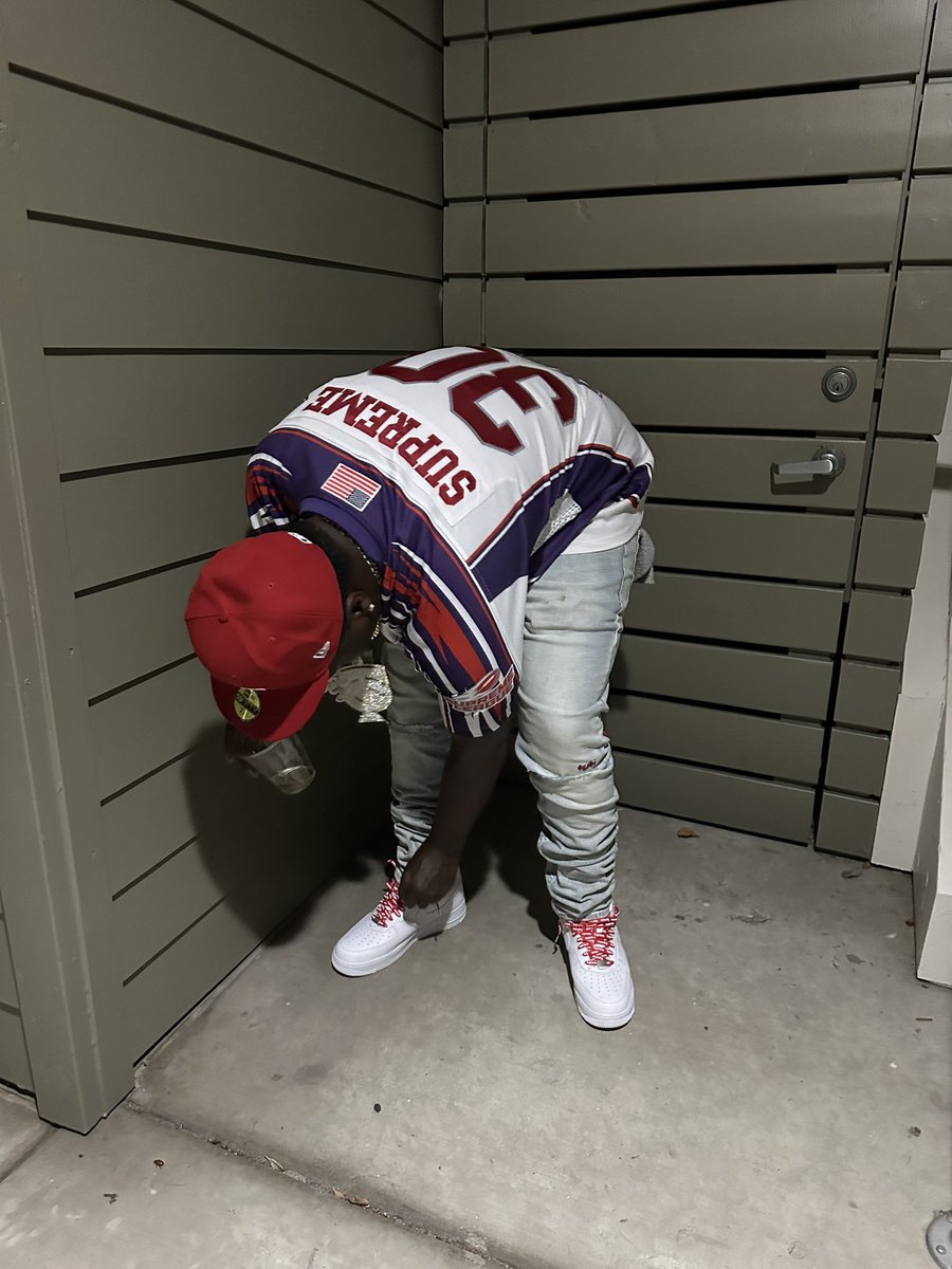 _ineeditall's tweet photo. Dat Boy Stay Stock Like 10 Shots 🔥🤩 2️⃣6️⃣🎉🍾 https://t.co/nOIsyZfwvK