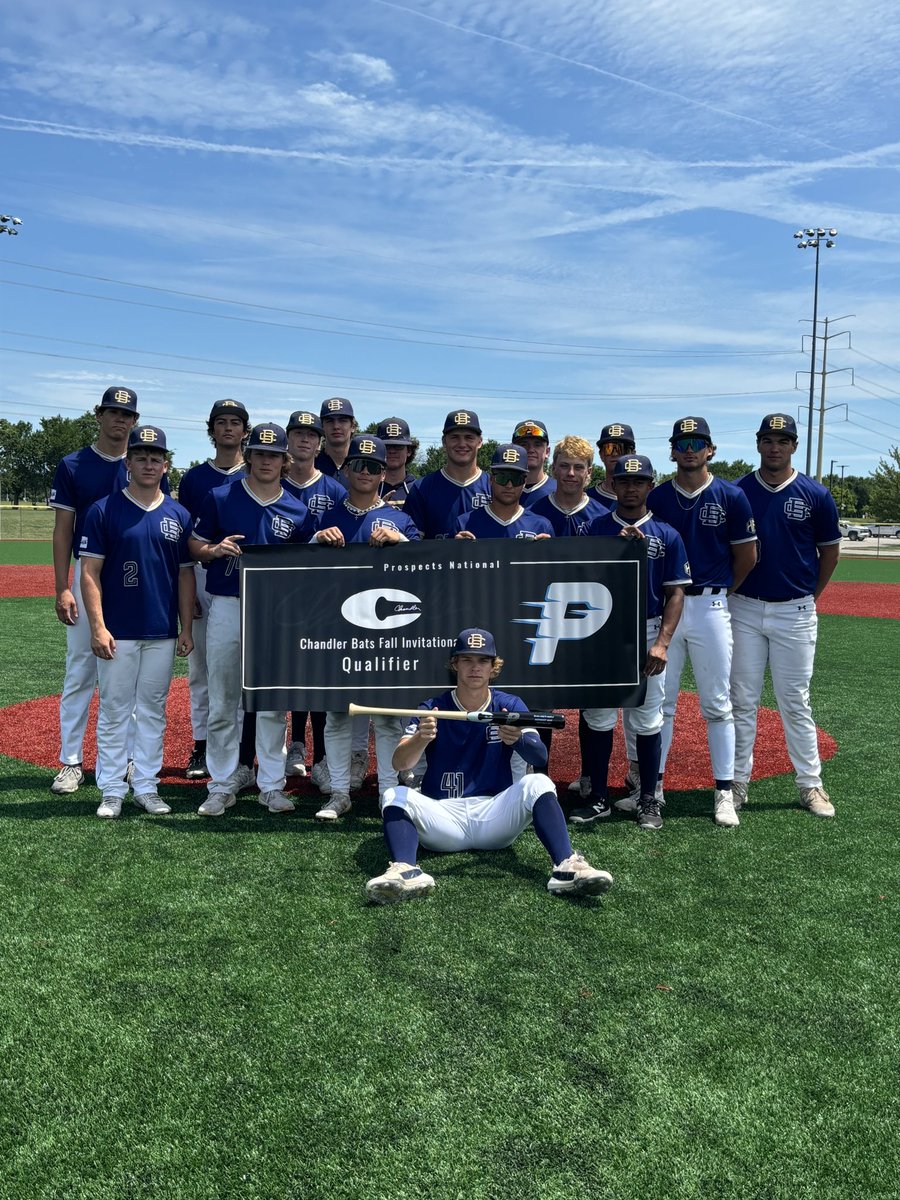 Congrats to our 17/18u Midwest Qualifier champions Building Champions 17u Navy!