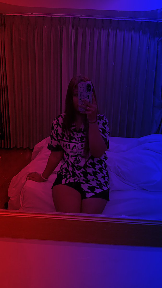 อม'ม ยิ้ม🍭👅 tweet media