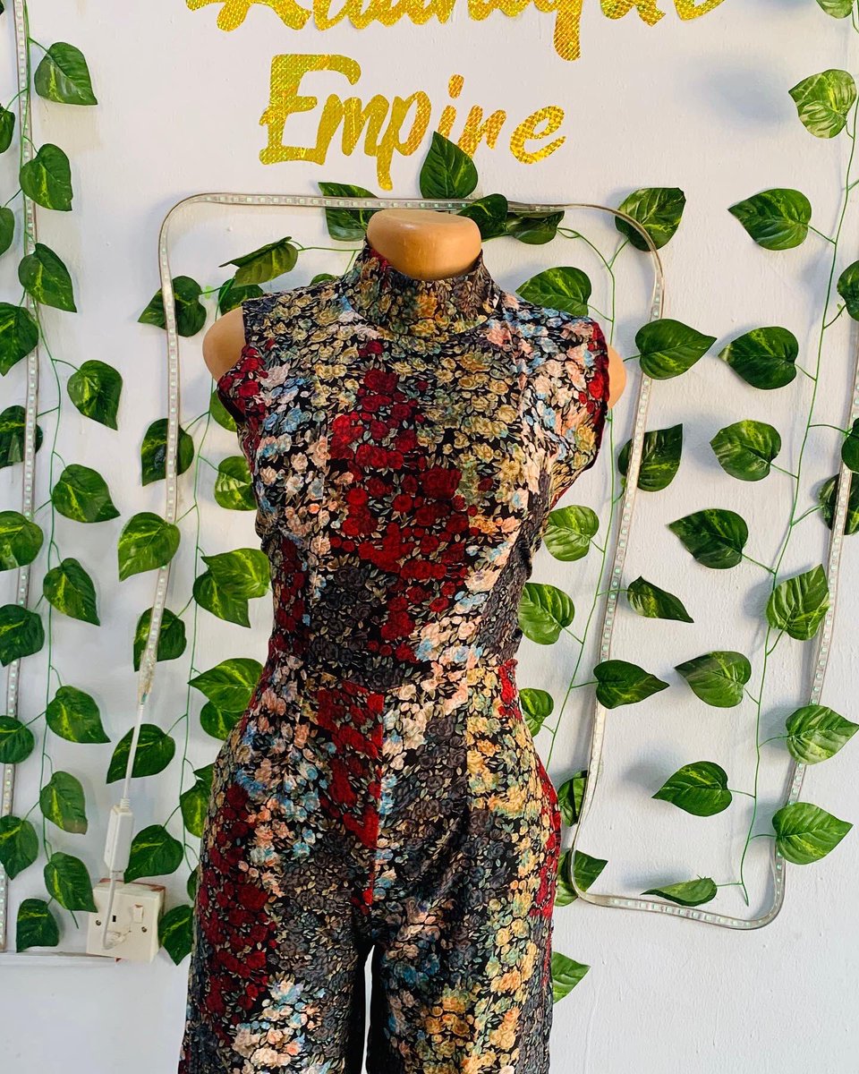 Adunique022's tweet photo. It’s a new month
——-
Spice it up with our jumpsuit
——-
Outfit available in size 6-14
——-
Also available in different prints
———
Price 7,000
#adunique
…… feel free to DM to cop yours https://t.co/Wj0xhieMJZ