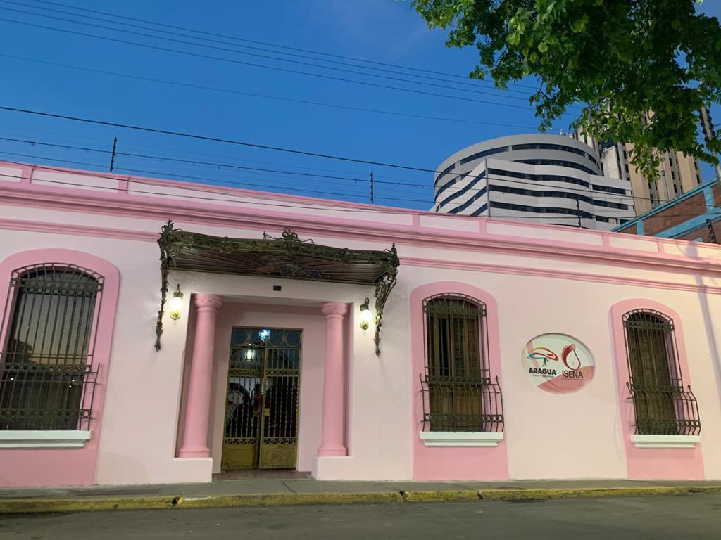 isenasalud's tweet photo. Sabías ha pesar de las sanciones contra nuestra Patria, en ISENA gracias  a la Revolución estamos realizando más de 1200 mamografías digitales mensuales. 
@NicolasMaduro @Soykarinacarpio @delcyrodriguezv @MagaGutierrezV #JulioDeVictoria https://t.co/HEkaSB1LjE
