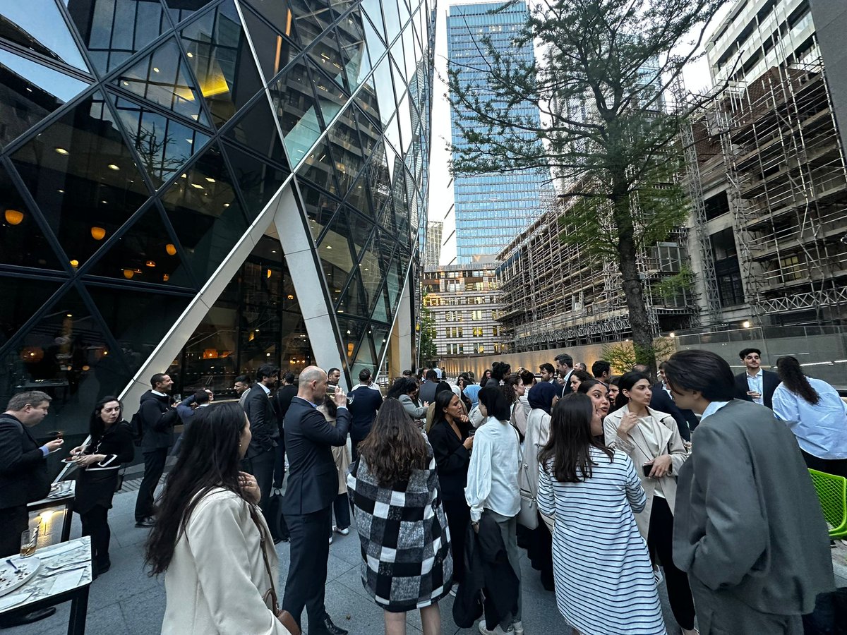 Highlights from our recent event at the Gherkin, sponsored by Drystone Chambers! 🌟 Thanks to everyone who attended and to our sponsor!