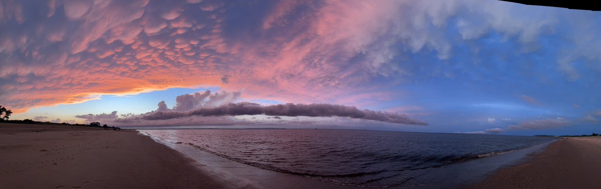 therajmahal__'s tweet image. quick 4 piece