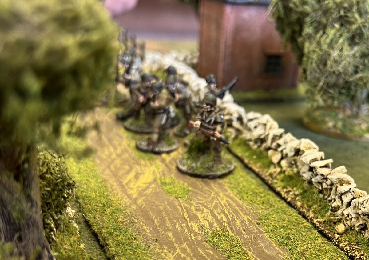 Dozibugger's tweet image. Spot of #ChainofCommand today.
