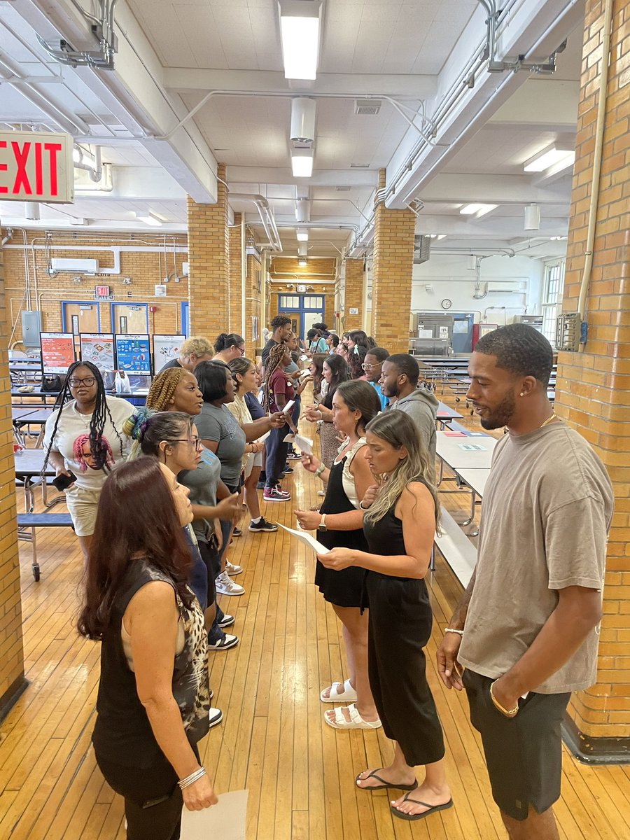 Team building with DOE staff and UAU staff for a great partnership for Summer Rising!  <a href="/CSD31SI/">CSD31StatenIsland</a> <a href="/DrMarionWilson/">Dr. Marion Wilson</a> <a href="/christineloug14/">Christine Loughlin</a> <a href="/hagarabuella/">Hagarabuella</a>
