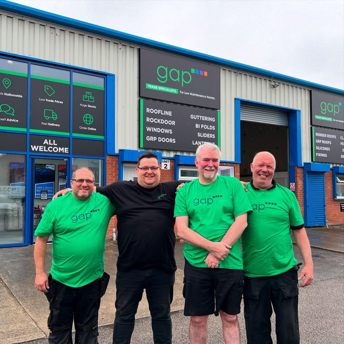 GAPLtd's tweet photo. GAP Southport is now open 🙌🏼

Huge stocks. Great offers. Fab team 😍

Stop by the depot or give us a call on 01704 330 714  and see how GAP can help you. 

📍: Unit 1 &amp; 2 Blowick Industrial Park, Crowland Street, PR9 7RU https://t.co/aAh1uKSnri